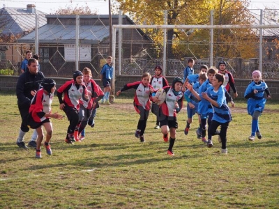 Oraşul Salcea a găzduit &icirc;n premieră un turneu regional de minirugby