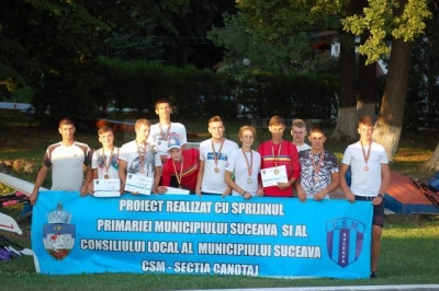 Canotorii de la CSM Suceava au excelat la naţionalele de tineret şi seniori