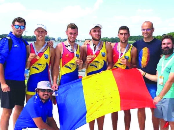 Titlu mondial cucerit de trei canotori din județul Suceava
