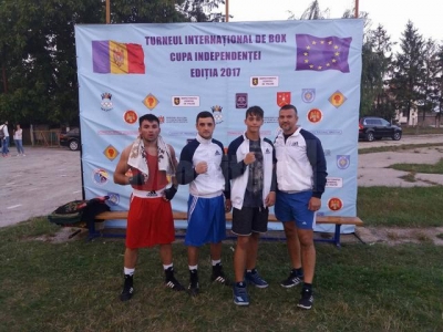 Pugiliştii de la CSM Suceava au reprezentat cu succes Rom&acirc;nia la un puternic turneu internaţional &icirc;n Republica Moldova
