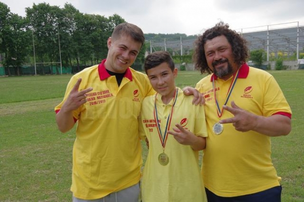 Juniorii de la CSM au avut un antrenament cu cvadruplul campion al Rom&acirc;niei, suceveanul Gabi Conache